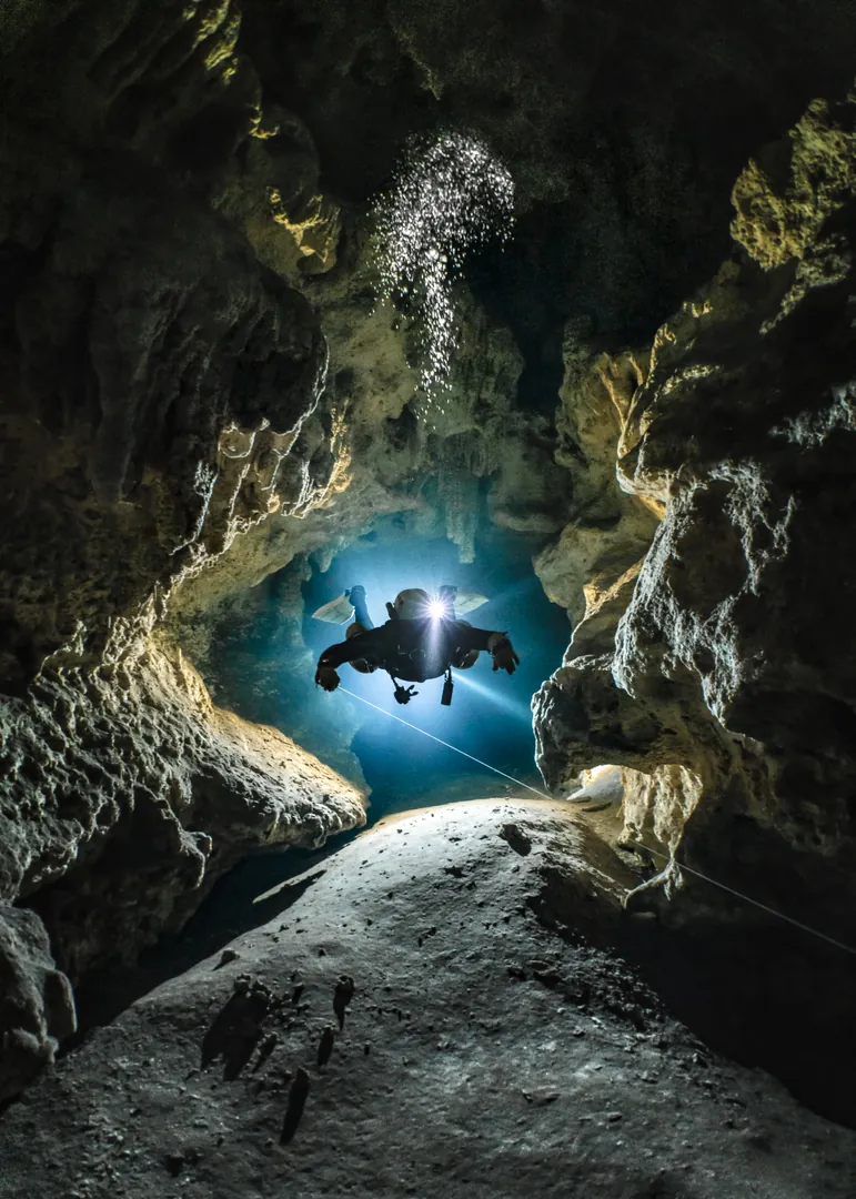 Underwater surface ripples